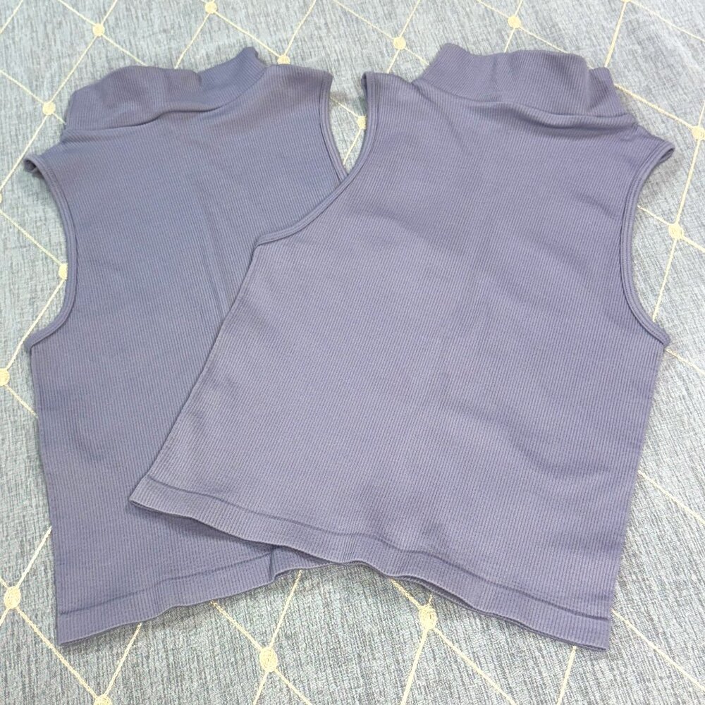 Ribbed Mock Neck Tank